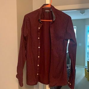 Van Huesen Never Tuck Slim Fit Shirt